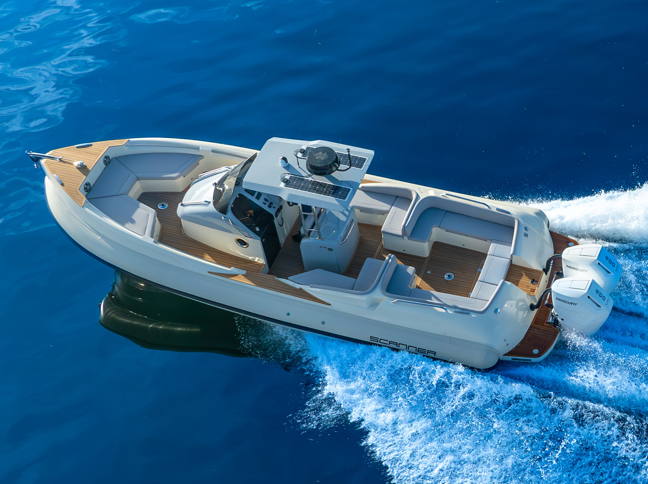 Scanner Boat Scanner Envy 950, un tender élégant et fonctionnel | Scanner