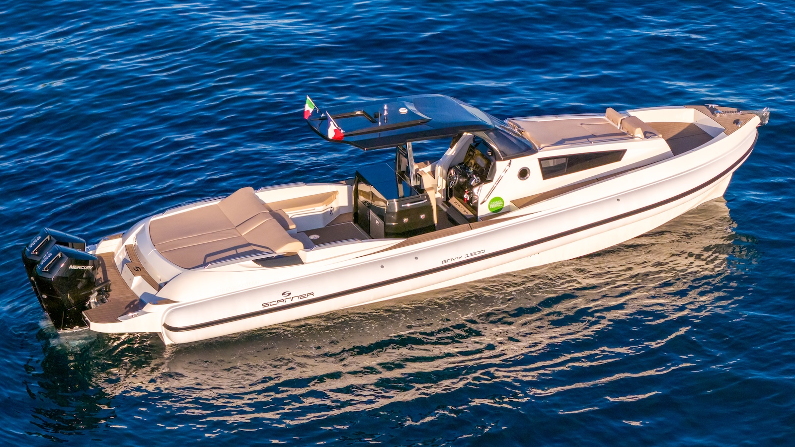 The Scanner Envy 1300: a modern Maxi-RIB